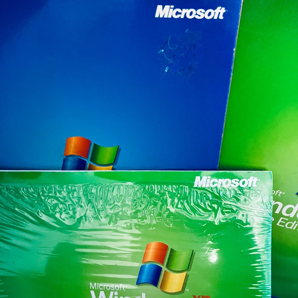 Windows XP Home Upgrade Edition  Complete & In The Box Upgrade